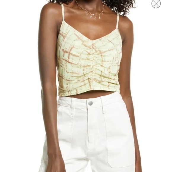 BP Ruched V-Neck Crop Top - Picture 2 of 3